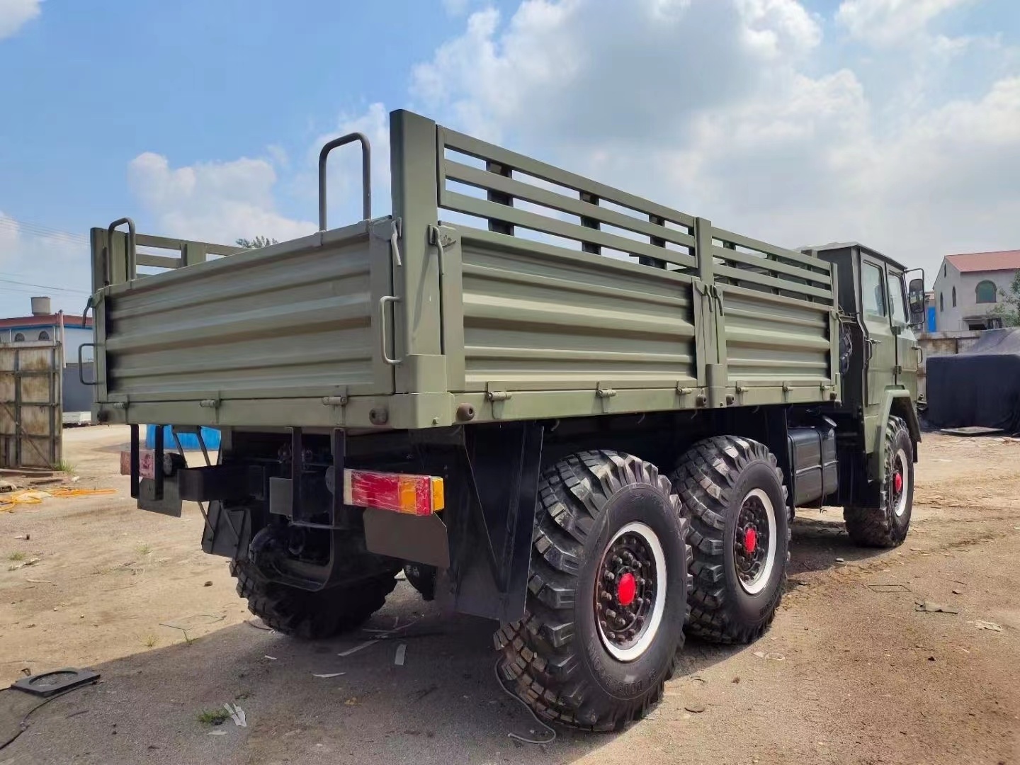 Newly Used Powerful Mining Mountain Rain Agriculture Hill 260hp Euro II Diesel Off Road Full Wheel Drive Dump Truck 6x6 Tipper