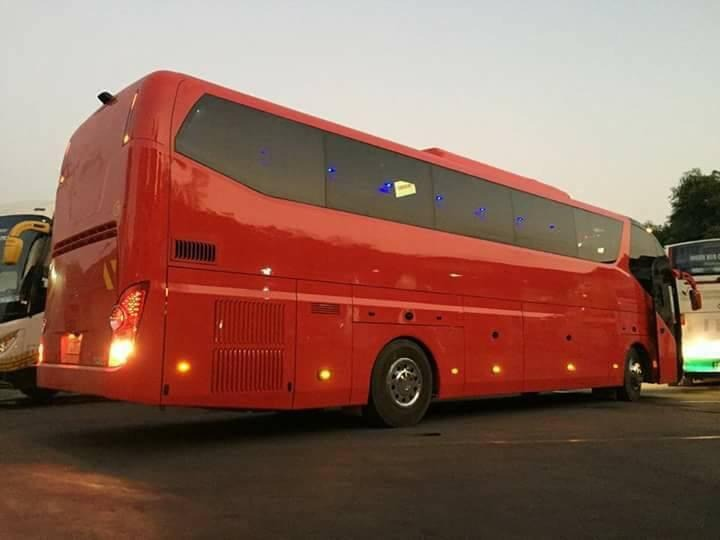 Promotion Used Higer Coach Bus RHD Model KLQ6122 High-end Diesel Power Buses 51 Seats Passenger Autbus for Sale