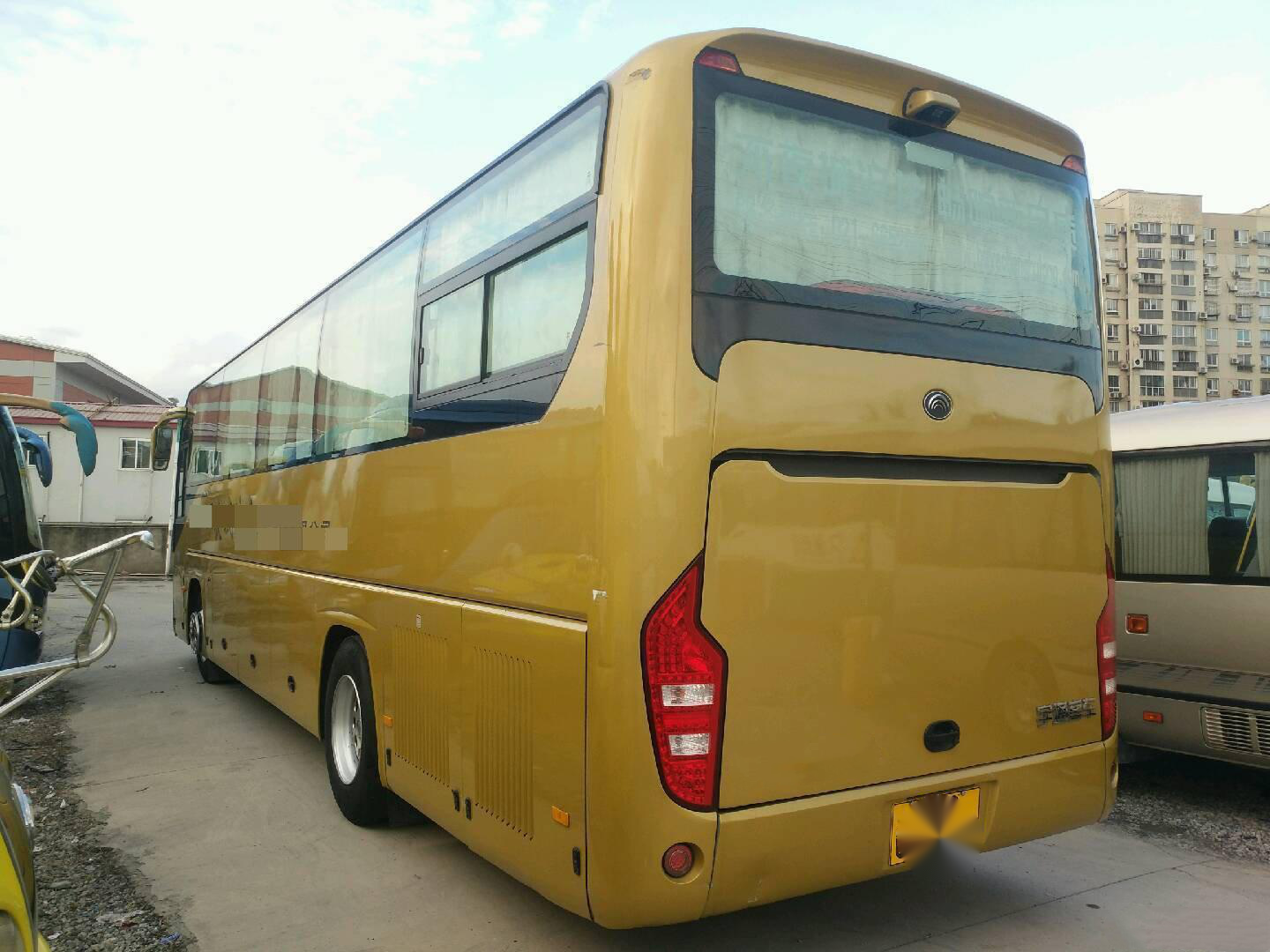 Used Yutong Bus Sale Trade 47 Seats Double Door Sealed Window Bus Chassis Rear Engine Bus Used