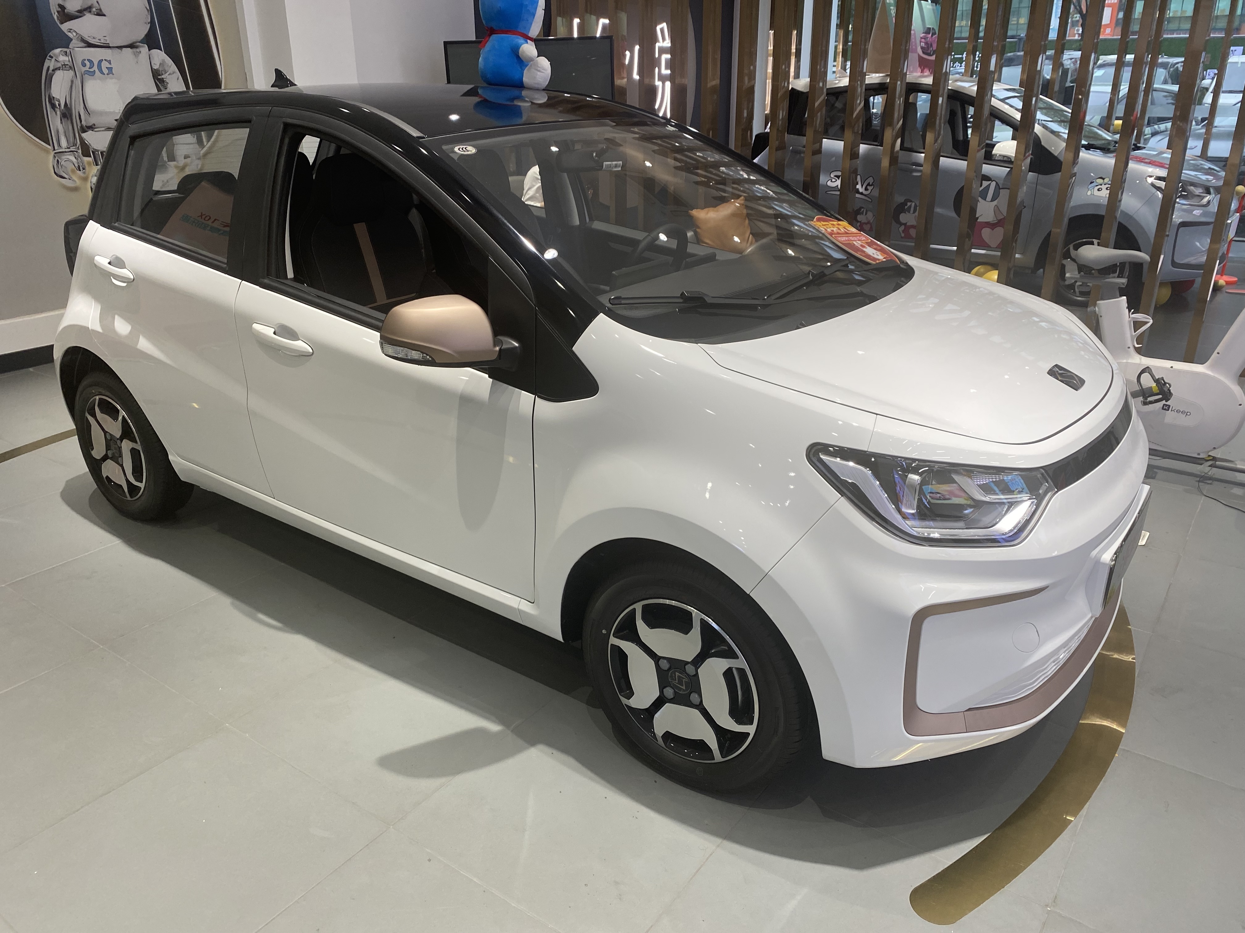 Sihao E10X  Fast Speed Luxury Long Range Micro Electric Cars Mini For Adults 2023 Used cars for sale