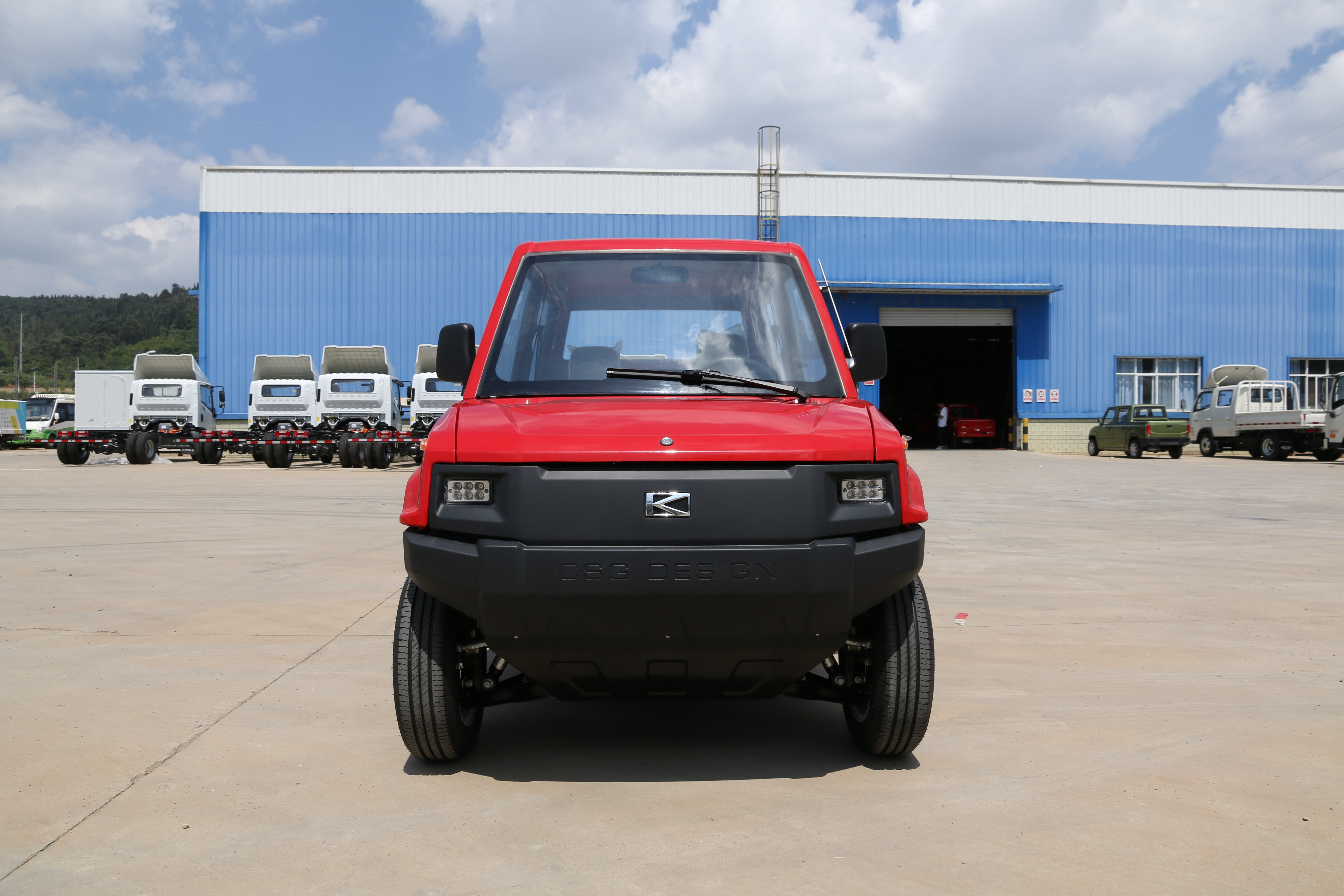 Electric Truck 4x4 New Electric Pickup Car Electric Utility Vehicle with Cargo Box Pickup Truck Electric Car 4seats