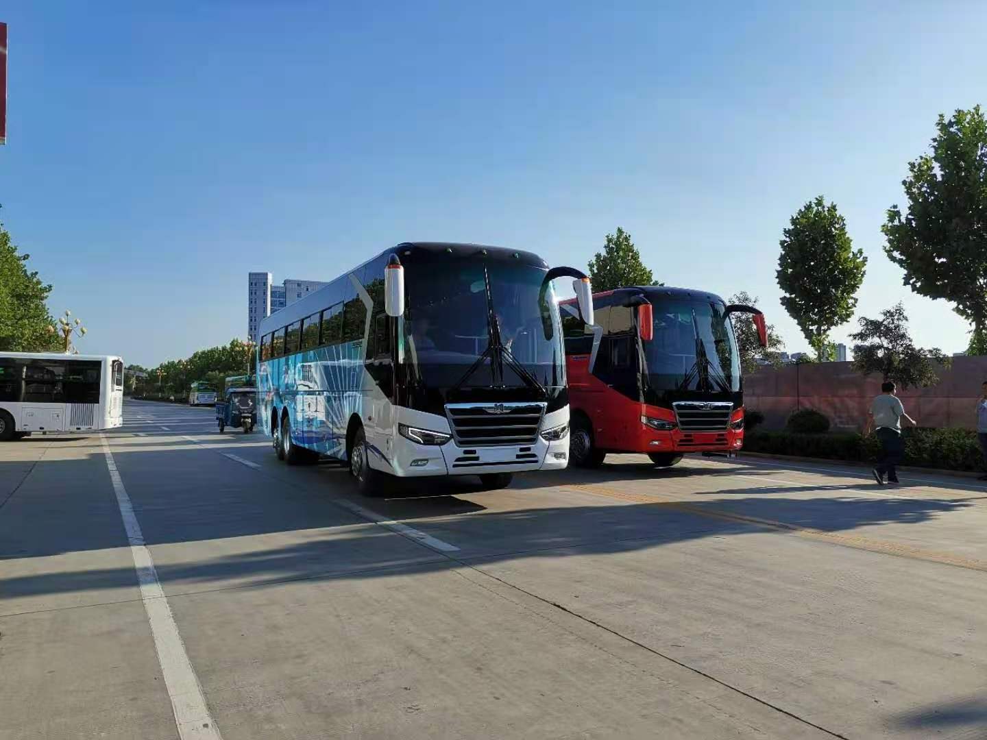 Promotion Brand New Zhongtong Bus Fine Price LCK6125 With Double Axle City Buses Double Decker Coaches For Sale