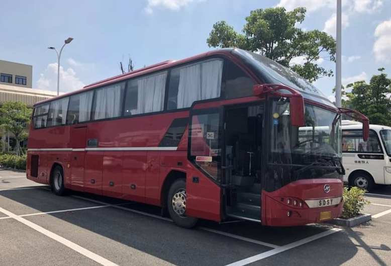 Promotion Used Higer Coach Bus RHD Model KLQ6122 High-end Diesel Power Buses 51 Seats Passenger Autbus for Sale