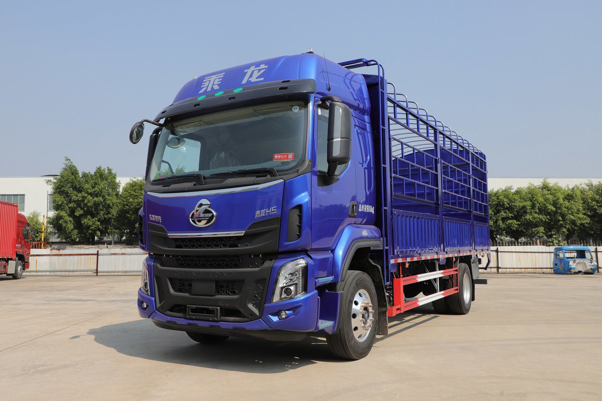 290hp 4*2 Dong Feng Camion Fence Cargo Truck Small New Cargo Trucks Fence Lorry Van Truck on Sale