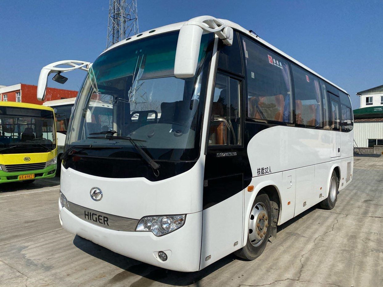 Used Higer KLQ 6796  32 seats diesel engine used passenger bus used luxury buses used buses for sale