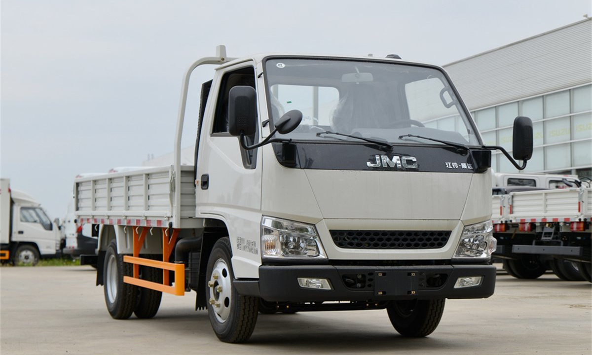 JMC 4X2 Best Sellers  Cargo Truck 122HP Light Truck Diesel Engine Fence Lorry Truck 6  Wheels