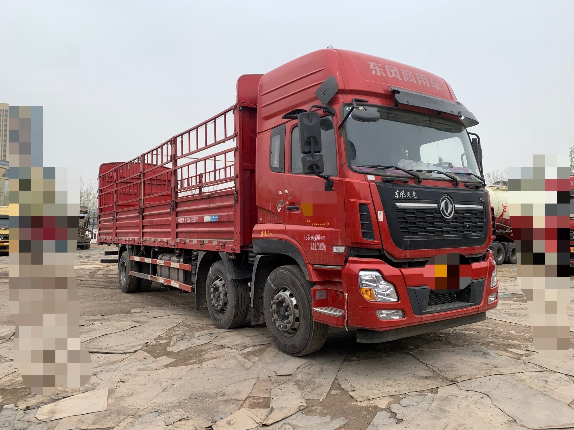 Dongfeng Diesel 8-Wheel Euro5 15T Heavy Duty 6*2 Used Delivery Fast Manual Lorry Truck Left 6x2 Fence Cargo Truck