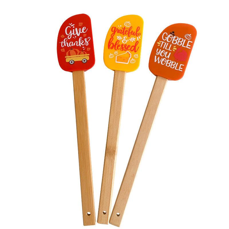 Custom Branded Logo Spatula with Heart-Shaped Silicone Wood Handles Sustainable China-Made Kitchen Tool