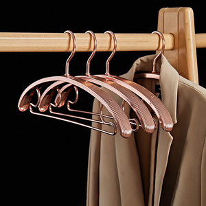 Quality Heavy-Duty Eco-Friendly Hotel Security Clothes Hanger Iron Dryer Tripod Clothes Drying Rack for Home for Wardrobe