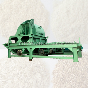 Diesel Engine Integrated Mobile Wood Chip Crusher Shredder Machine Sawdust Power Wood Crusher Into Sawdust