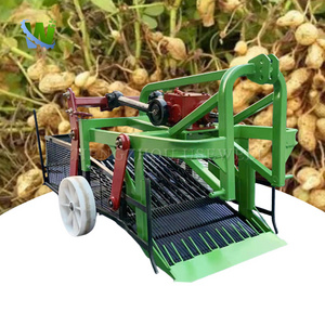 Small Vibrating Screen Type Groundnut Harvesting Peanuts Root Crop Harvester Digging Machine For Radish Sweet Potato Peanut