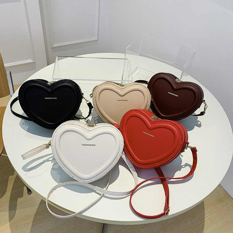 Wholesale Women Valentines Day Gift Zippers Small Purse Sling Shoulder Bag Heart PU Leather Crossbody Bag