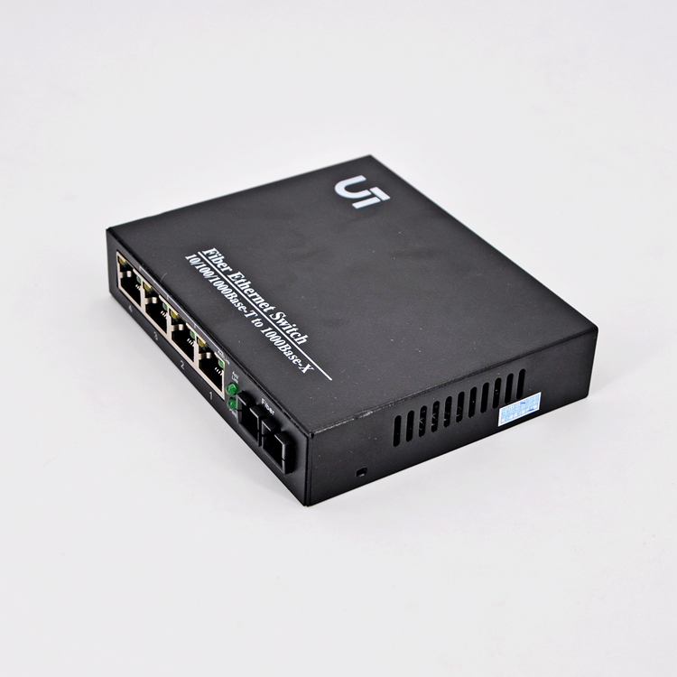 CCTV Camera Solution 4 Ports Fiber Optic Media Converter