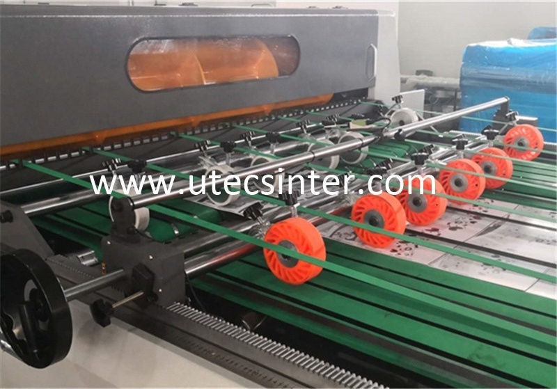 UCM1400A Automatic kraft jumbo printed paper roll to sheet cutting machine guillotine reel cross cutter