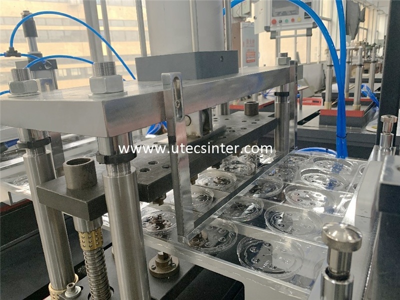 PCL450 Automatic PP PET PS coffee cup lid Making Machine, pet yogurt ice cream bowl cover forming machinery