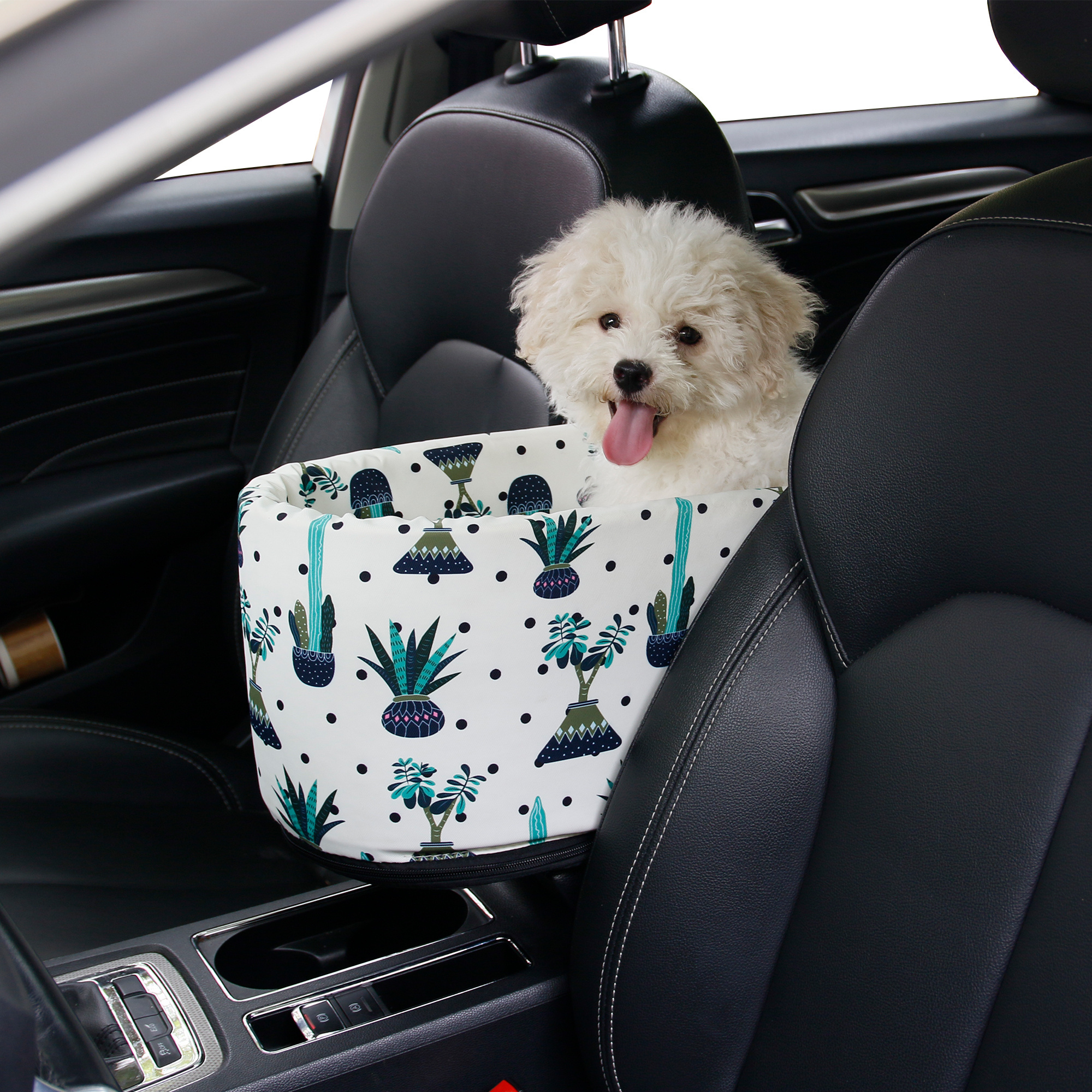 Comfortable Safety Removable Washable Small Animal Car Armrest Center Console Dog Kennel Pet Booster Seat For Cars Trucks Suv