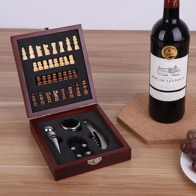 High Quality Creative Wine Tool Bottle Can Opener Wine Accessories Set with Chess Wooden Box Wine Set