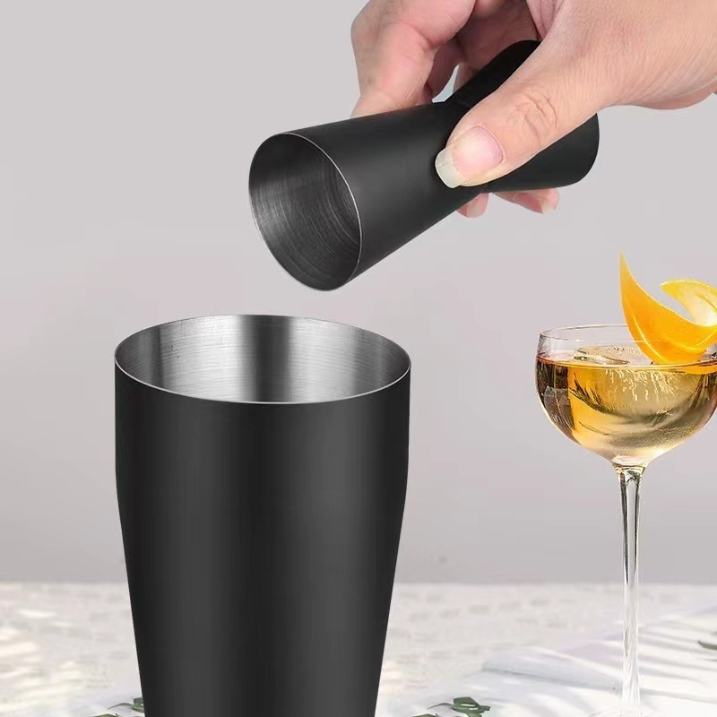 Custom 5 Pieces 550ml Black Stainless Steel Cocktail Shaker Set Bartender Kit In Gift Box