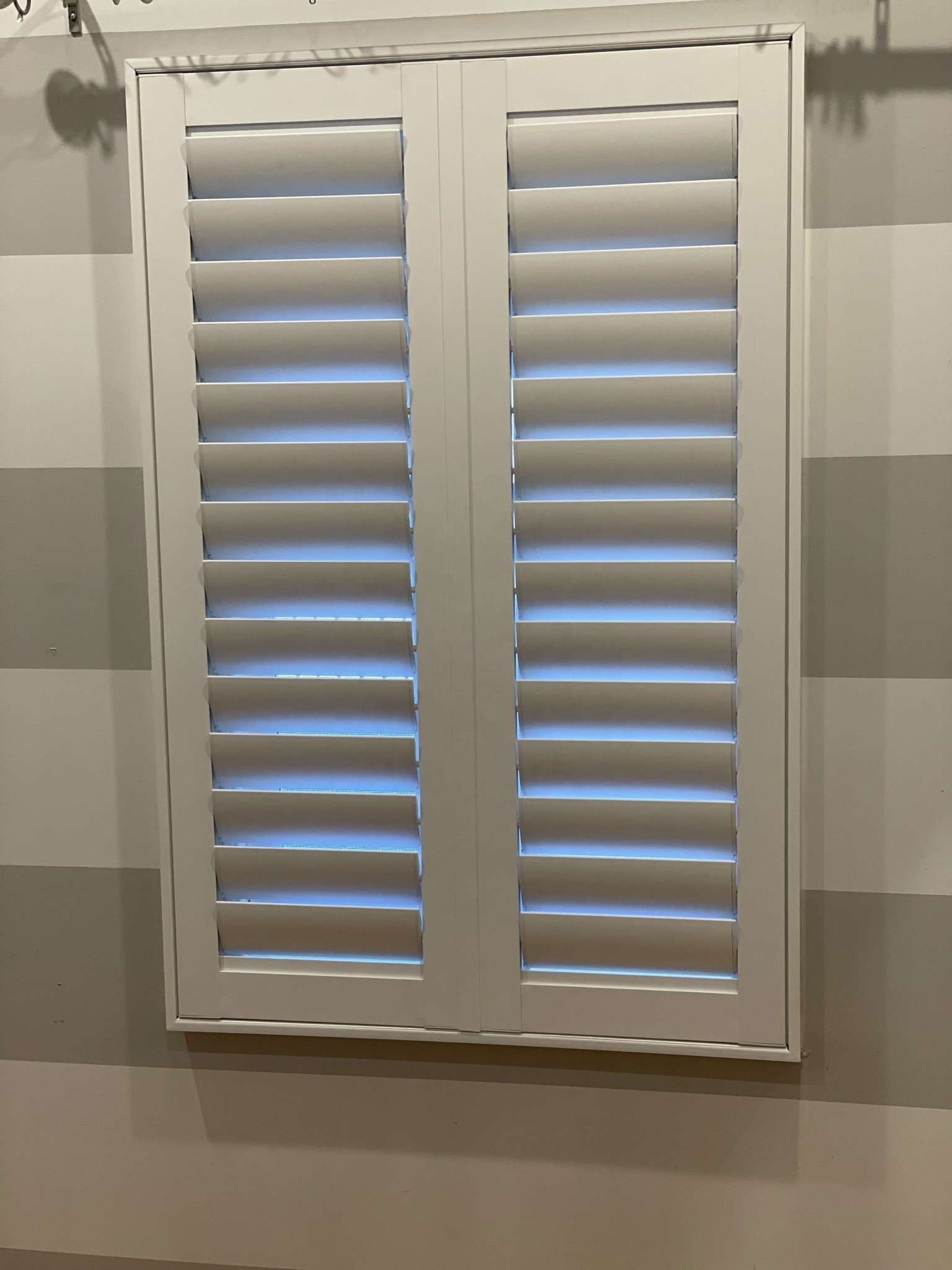 german interior 89mm louver blade window plantation shutters from china