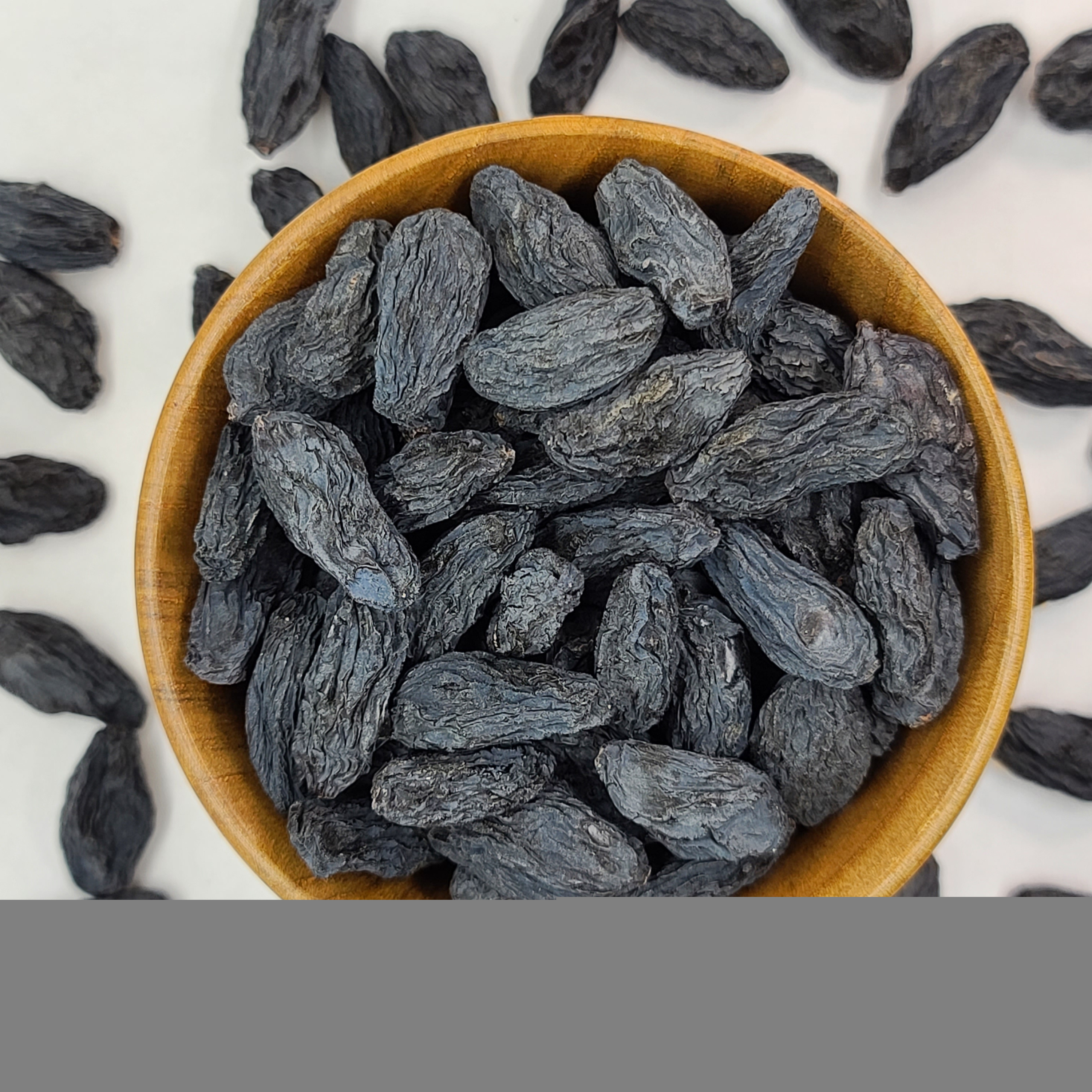 Wholesale High Grade Black Raisins Natural Large and Sweet Dried Fruits from Uzbekistan Black Hybrid Dried Raisins