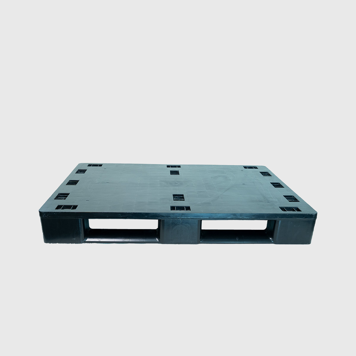 Optimal plastic pallet for use in all sectors of the food industry and logistics 1200x800x150 mm