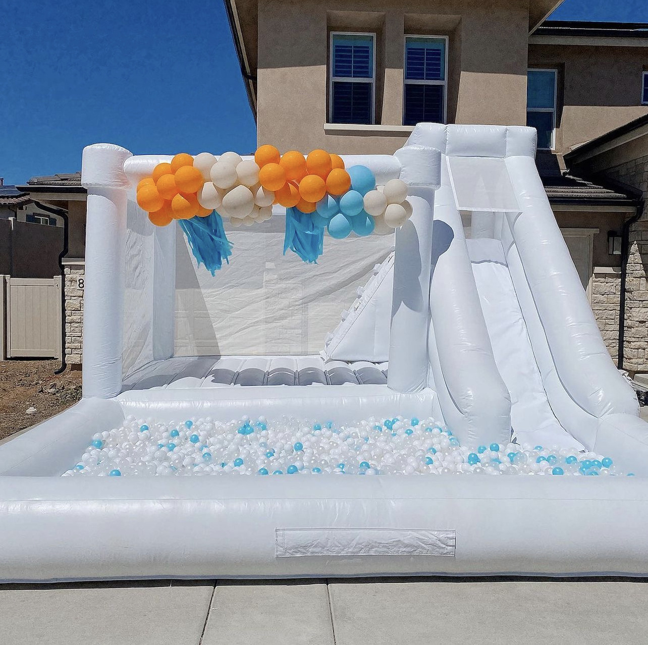 Commercial Grade 13x13 Jumping Castle Wedding Jump White Bounce House With Slide And Ball Pool