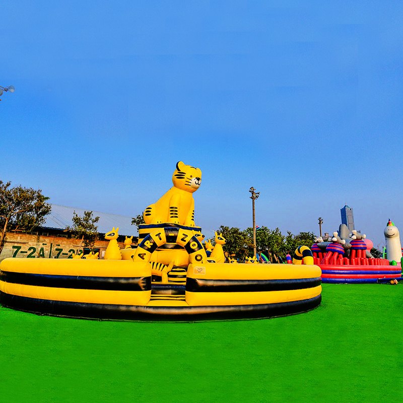 Good quality PVC kids inflatable bounce house for party castle art zoo animal park