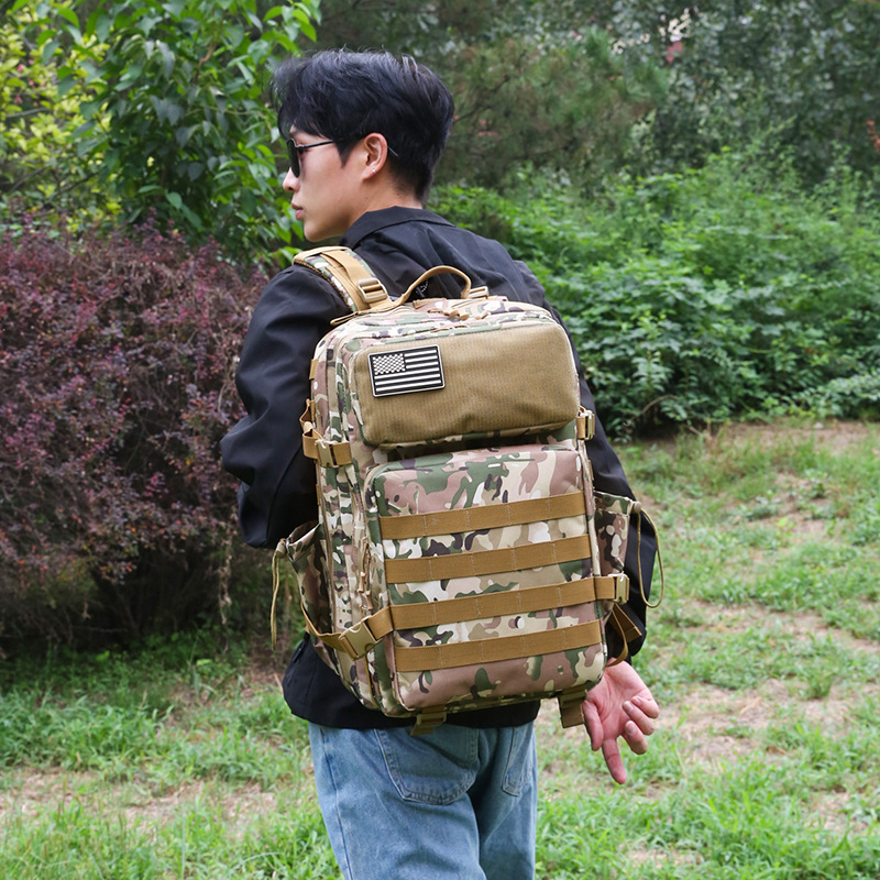 Wholesale Outdoor Sports Gym Bag Travel Hiking Hunting Range Waterproof Camo Molle Tactical Backpack For Camping Mountaineering