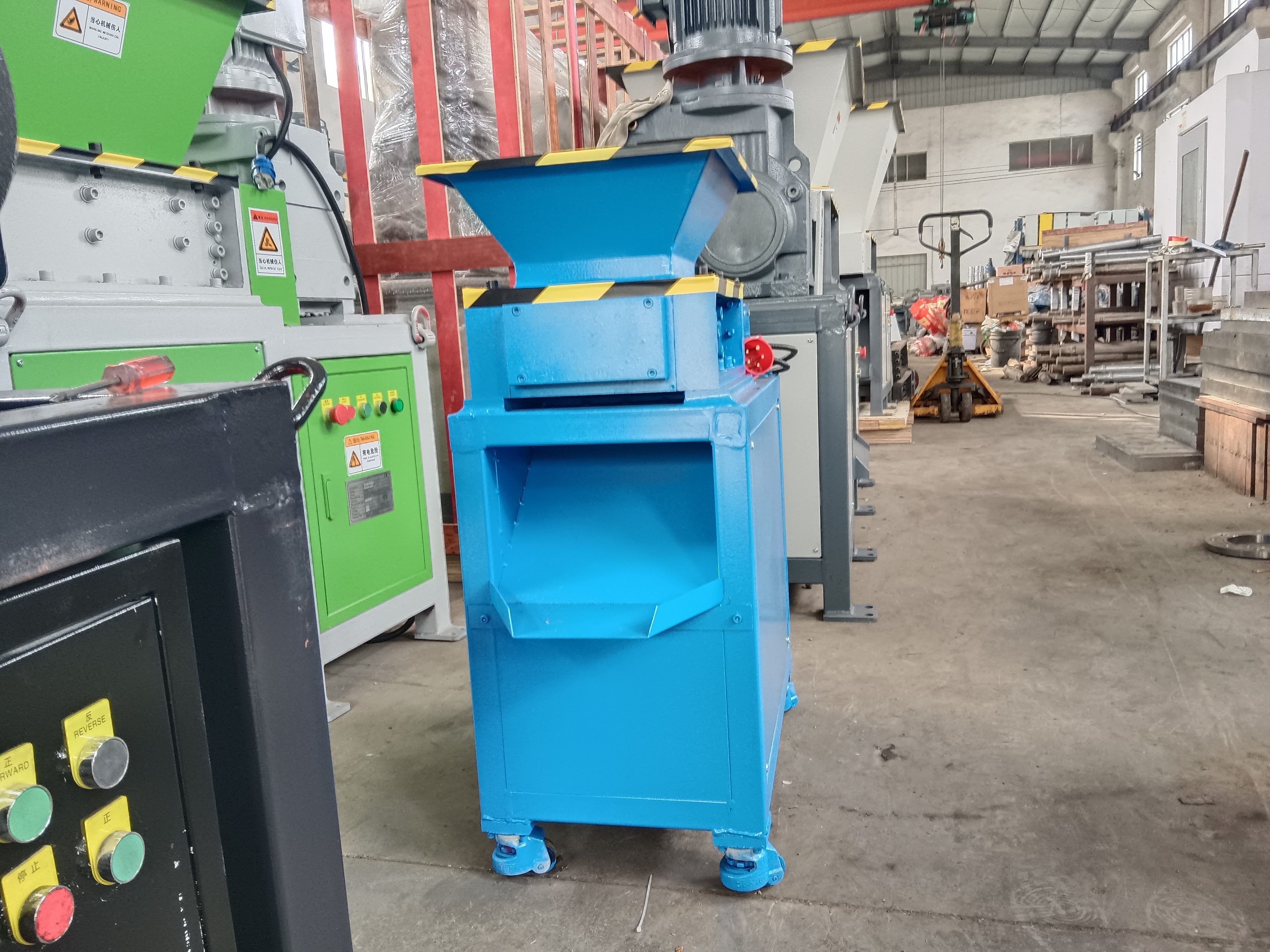 VANEST Industrial Paper Shredder Machine Mini Shredder Machine Plastic Used Scrap Metal For Sale Mini Metal Shredder