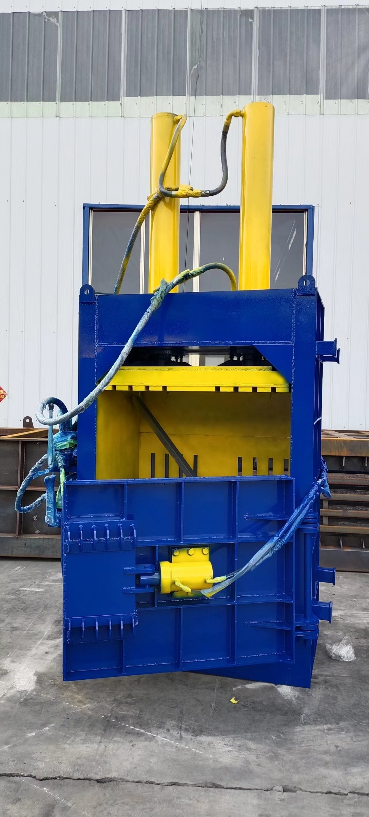 VANEST New hydraulic scrap metal baler/compactor/bailing machine made in china Cans Baler Scrap Metal Baling