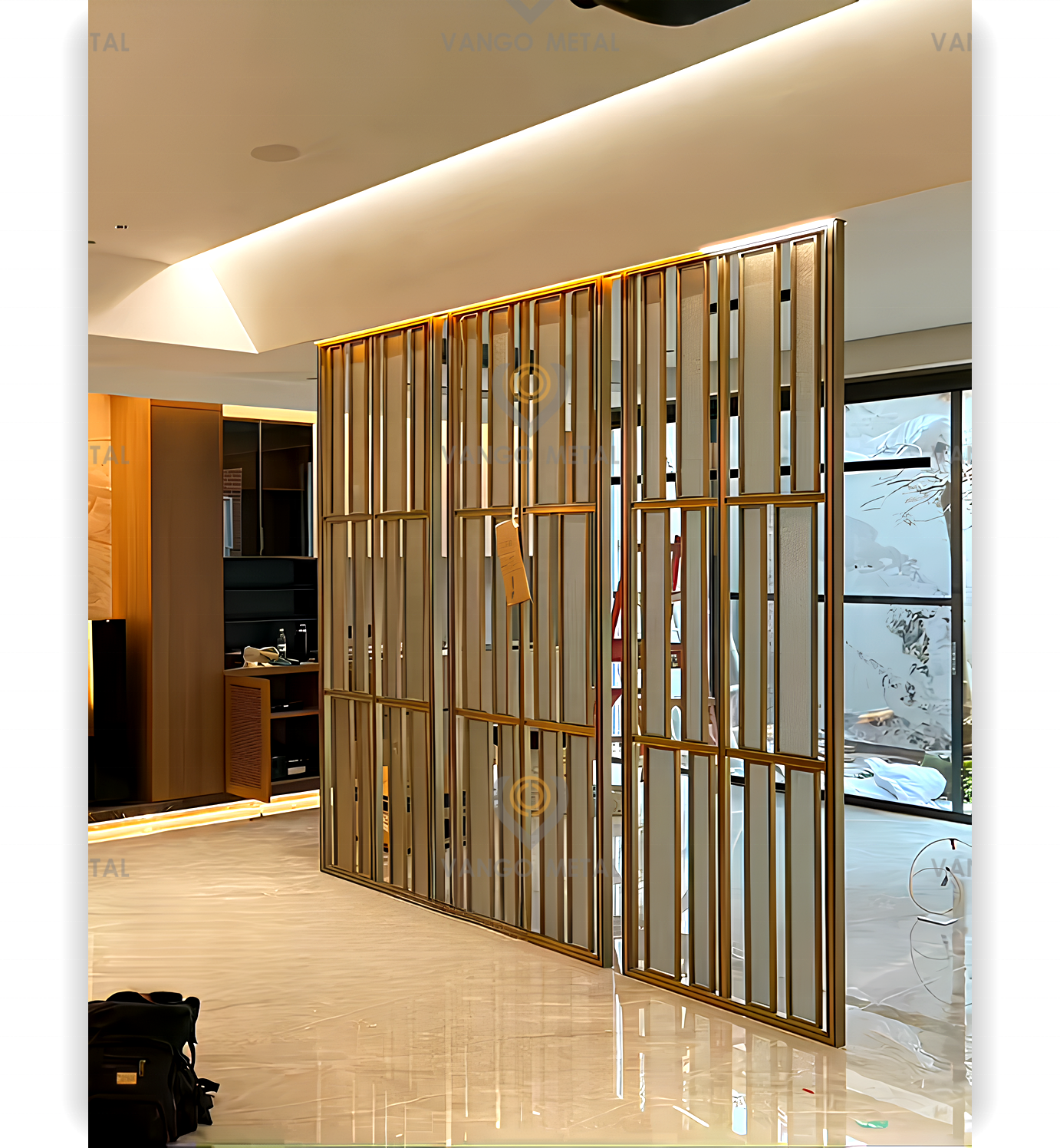 Luxury Hotel Restaurant decoration stainless steel frame gold glass divider partition screen for living room & lobby