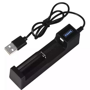 Universal 1 slot Battery USB Charger adapter LED Smart Chargering for Rechargeable Batteries Li-ion 18650 26650 14500