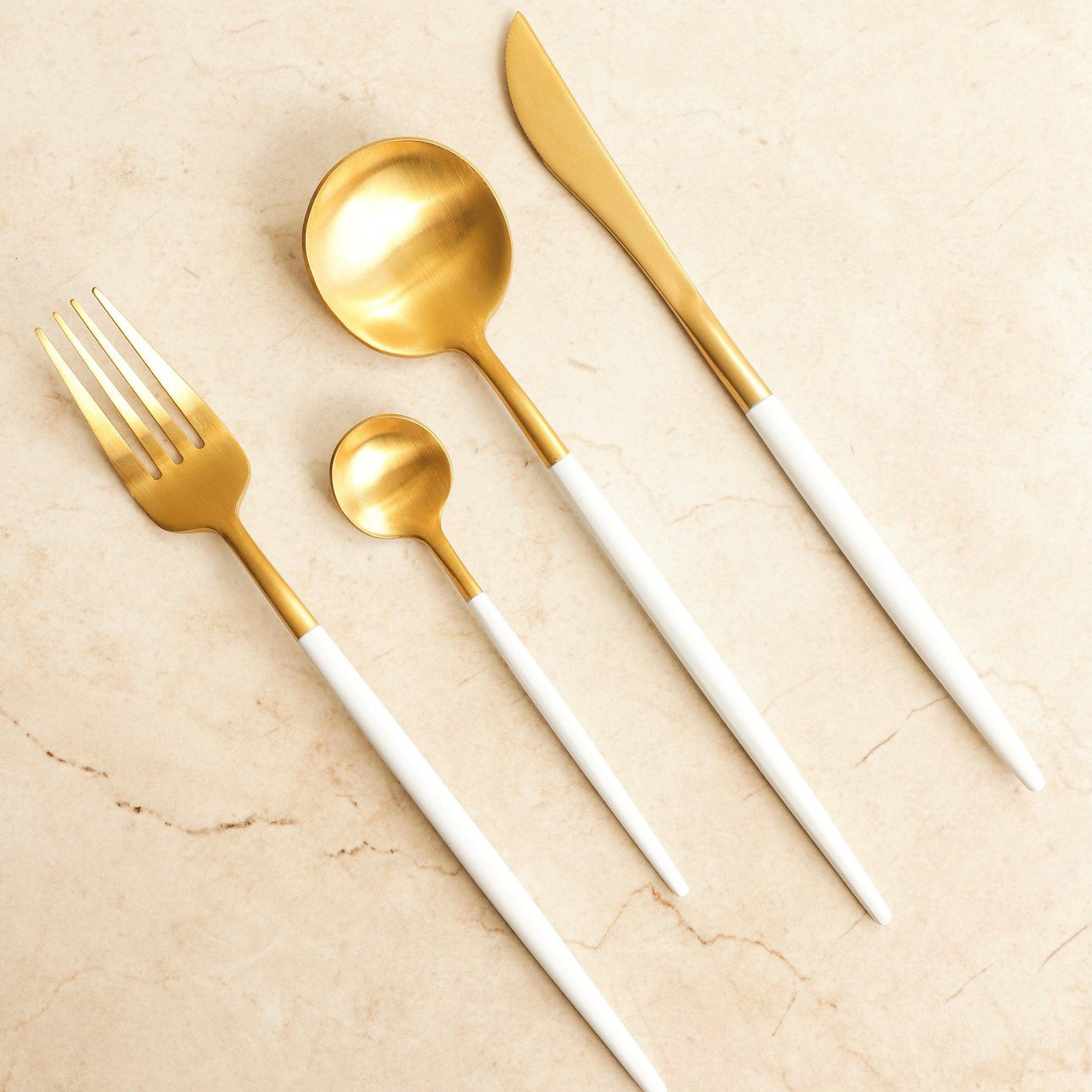 Royal Doulton cubiertos dorados metal Gold Spoon Set Flatware 18/8 Stainless Steel Set Cutlery