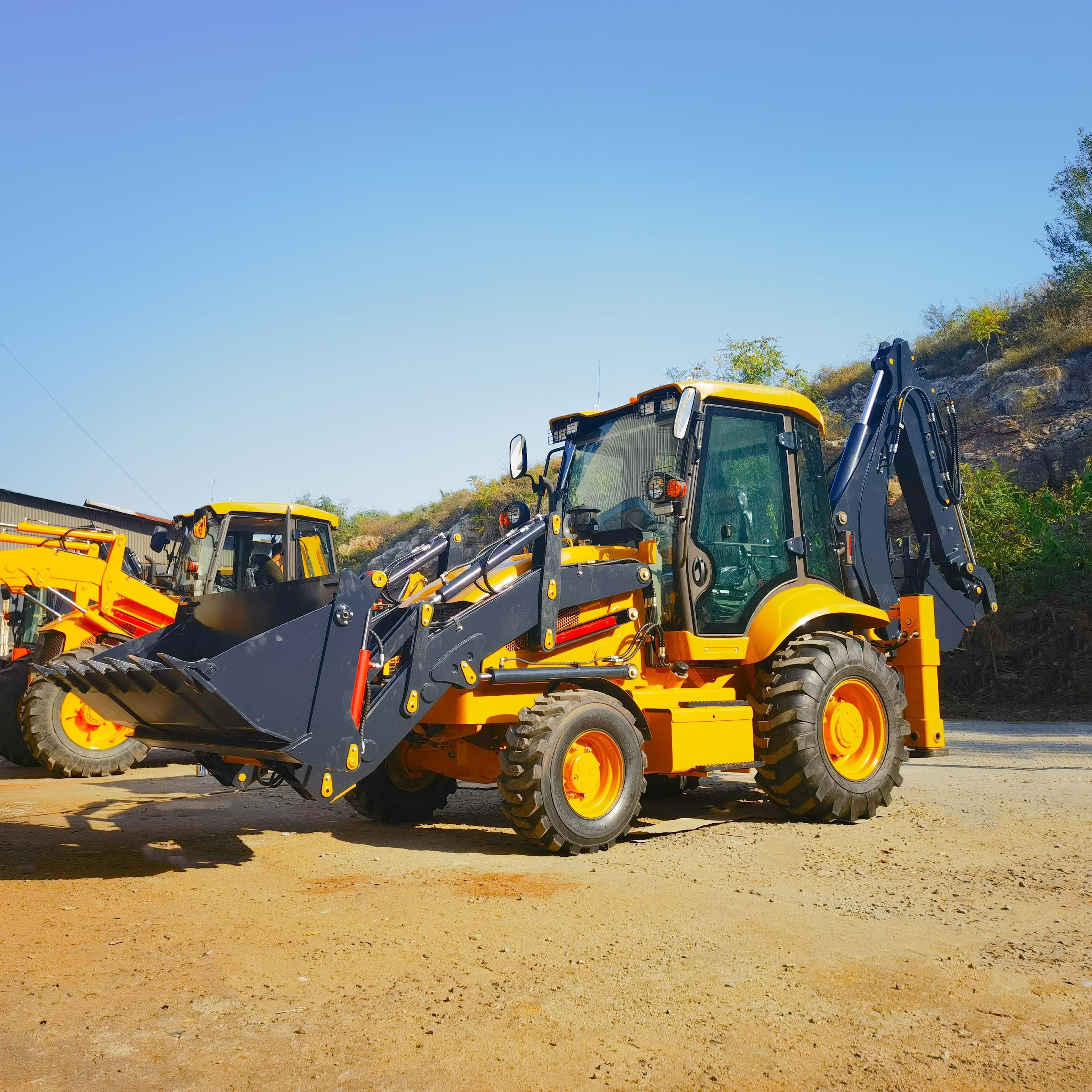 Chinese Cheap price mini backhoe loader excavator 3 ton 5 ton 5.5 ton 7 ton for sale with Good Condition