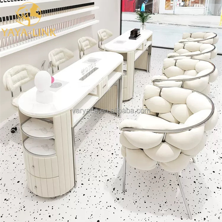 Light Luxury Metal Nail Technician Table and Chairs Modern Style Manicure Salon Furniture