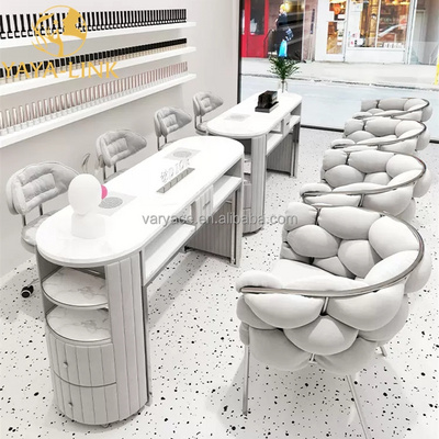 Light Luxury Metal Nail Technician Table and Chairs Modern Style Manicure Salon Furniture