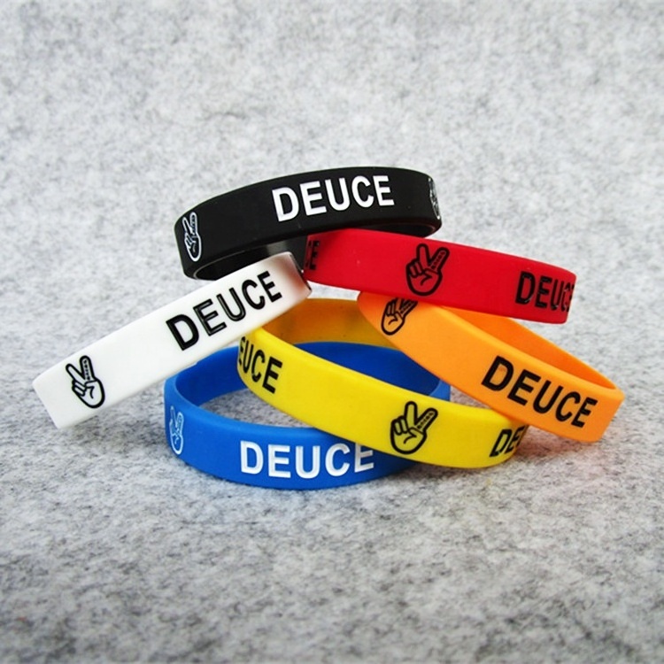 Eco-friendly Color Custom Logo Rubber Bracelet Wrist Band Silicone Wristband