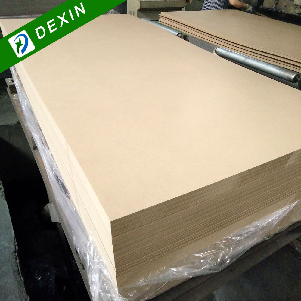 Professional Manufacturer 12 mm 16 mm 18 mm Plain/Raw MDF Board for Canada or Vietnam