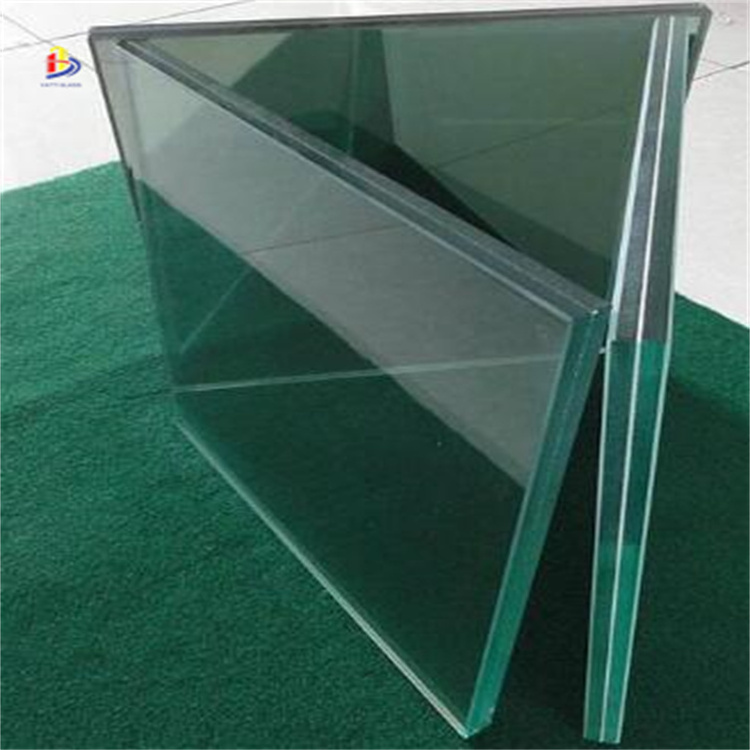 Good safety performance, exquisite multi-layer bulletproof glass