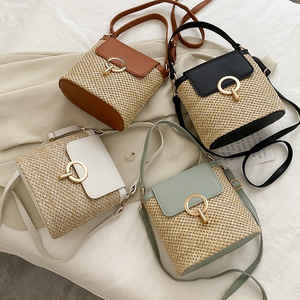 2024 New Personalized Portable Straw Beach Bag Casual Simple Versatile Lock Buckle Single Shoulder Crossbody Bag