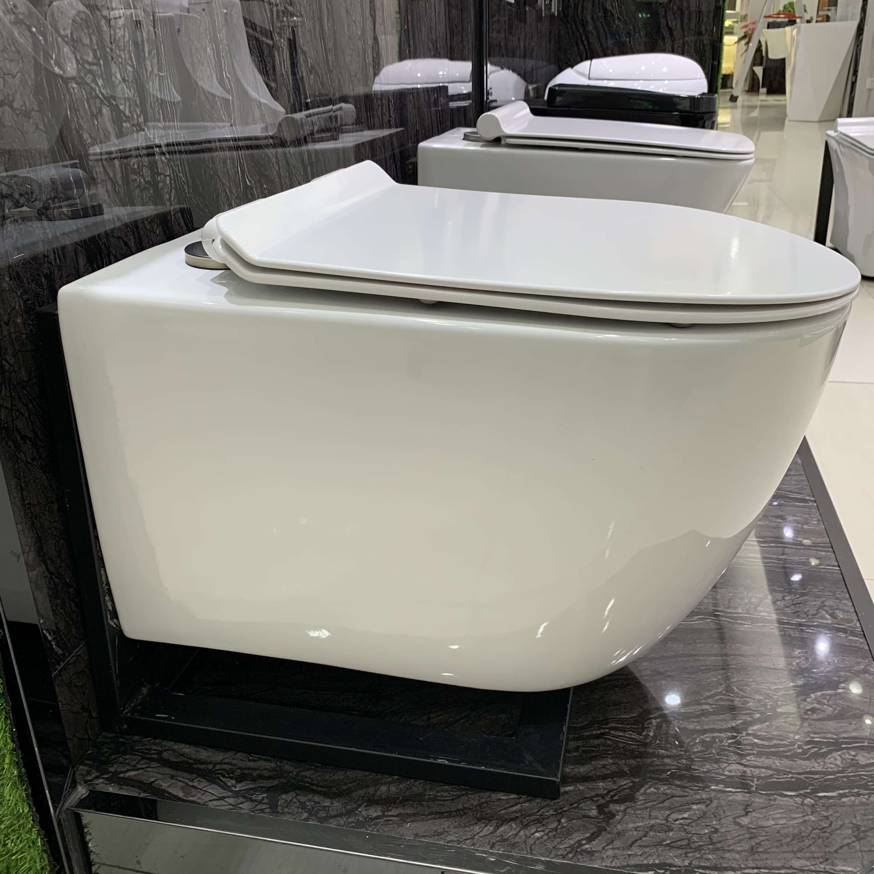 Hot Sale Automatic Sanitary Ware Items Ceramic Bowl white Bathroom Wc Intelligent Smart Bidet Floating Toilet