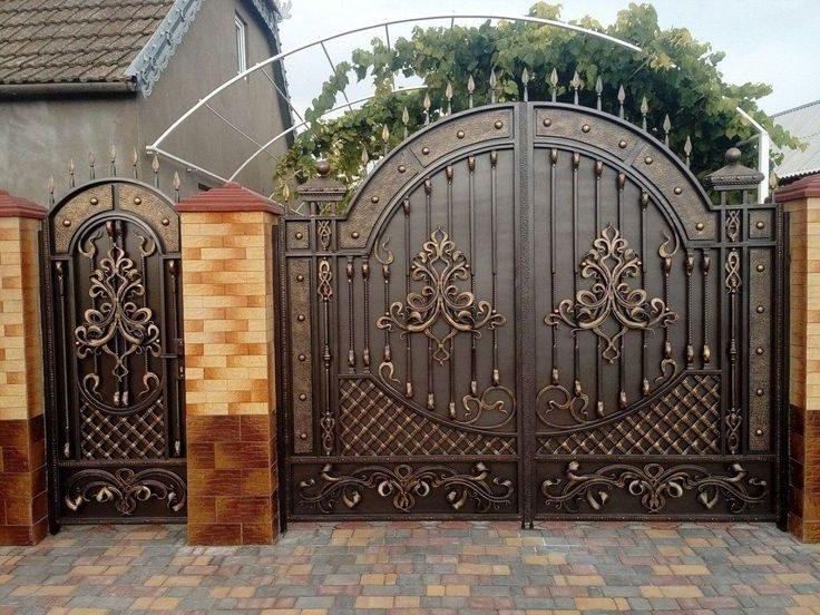 Wrought Iron Side Gates Decorative Wrought Iron Gate Accessories Latest Main Gate Design with Wheel Swing Gate