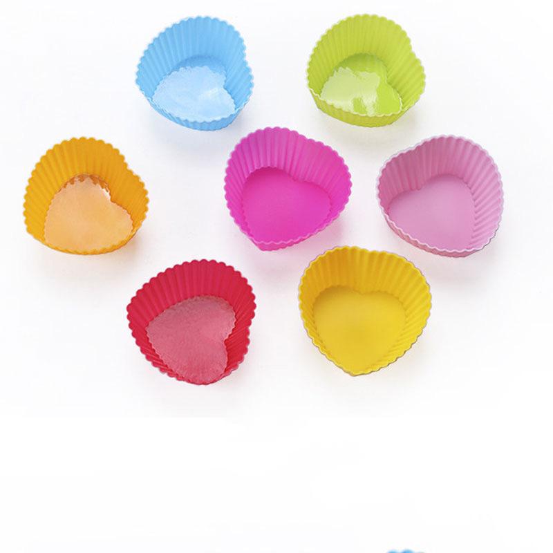 Multiple styles round/star/heart/flower/square colorful food grade silicone muffin cups cupcake liners for home restaurant