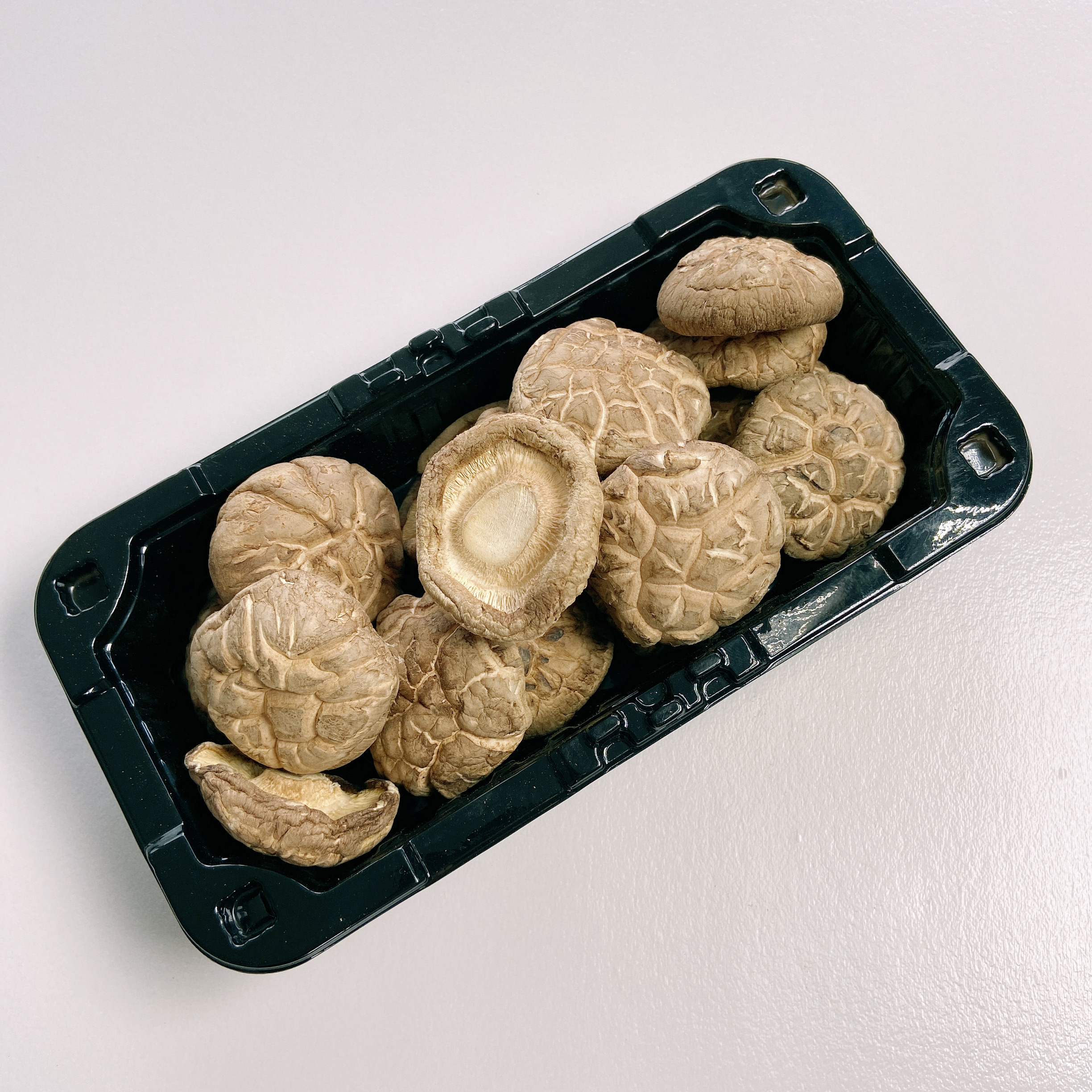 DRIED SHIITAKE MUSHROOM FROM VIETNAM - CONSUMER PRICE, PREMIUM, HIGH QUALITY PRODUCTS//HANA