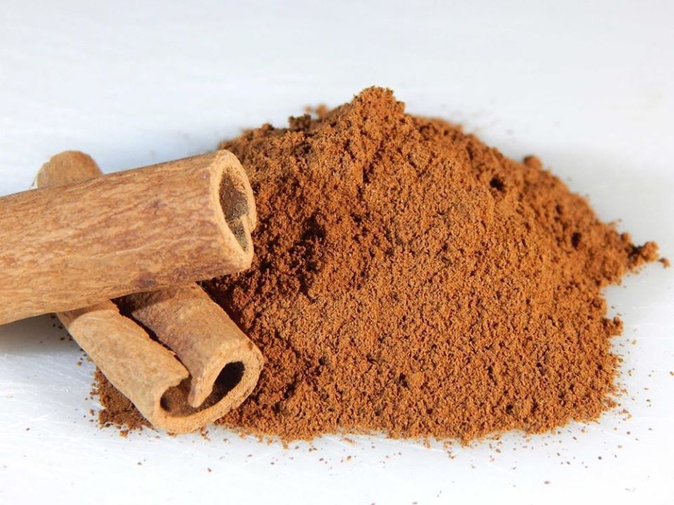 Broken Cinnamon / Crushed Cinnamon / Fine Powdered Cinnamon 100% Natural Spices from Vietnam