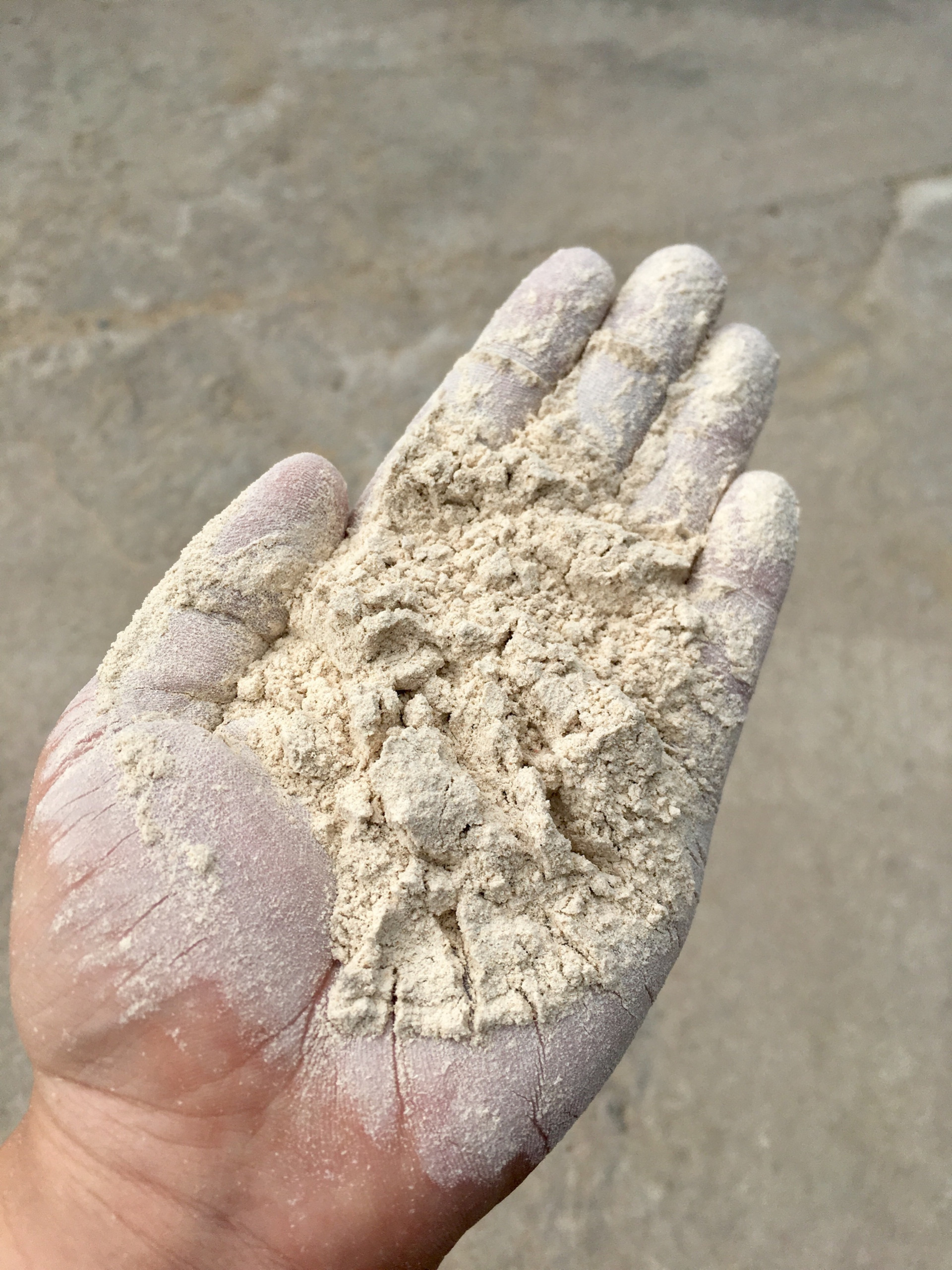 TAPIOCA RESIDUE POWDER // ONGGOK STARCH POWDER WITH BEST PRICE // CASSAVA RESIDUE POWDER FOR ANIMAL FEED AND INCENSE STICKS