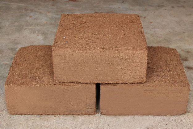 Coco Peat  Blocks Coconut Coir Brick/Cocopeat Blocks/Coco Peat Blocks Dry Cocopeat Blocks Chips Block