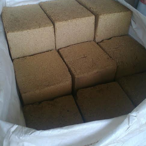 Coco Peat  Blocks Coconut Coir Brick/Cocopeat Blocks/Coco Peat Blocks Dry Cocopeat Blocks Chips Block