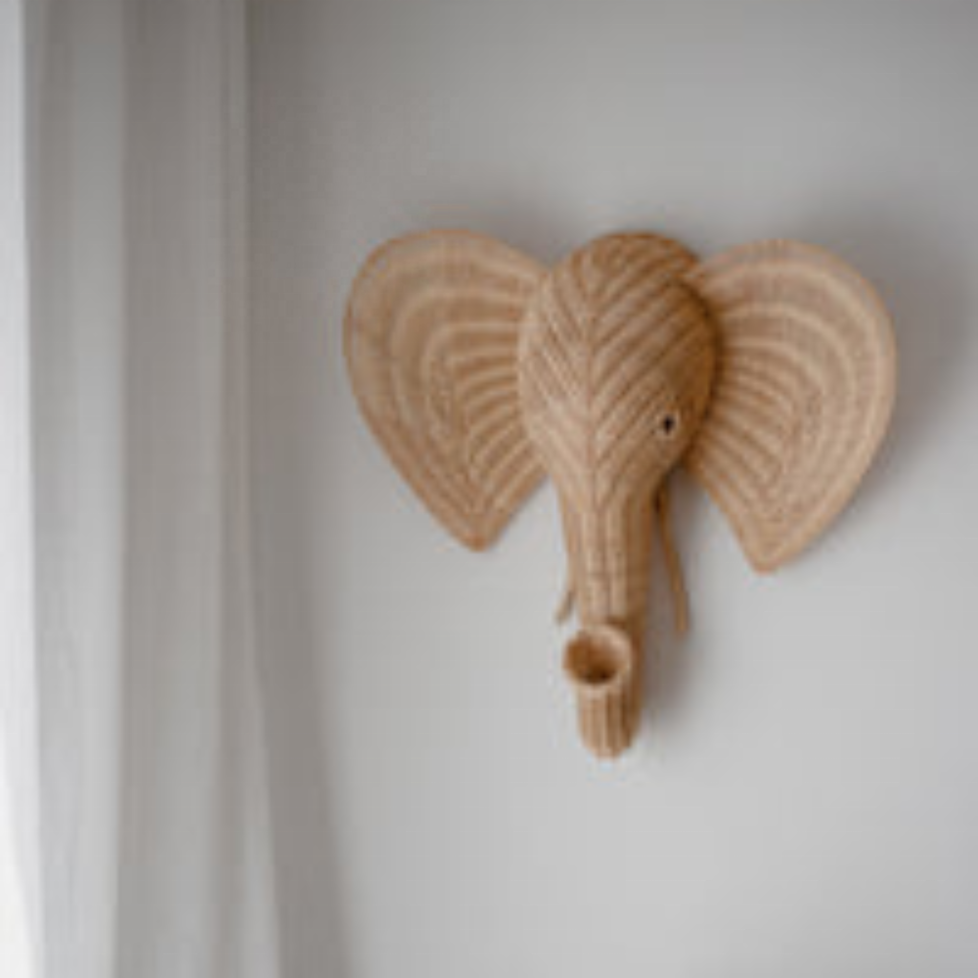 Amazon Hotselling Newest Design Rattan Elephant Head for Wall Hanging Animal Theme Playroom decoration woven wall pediment