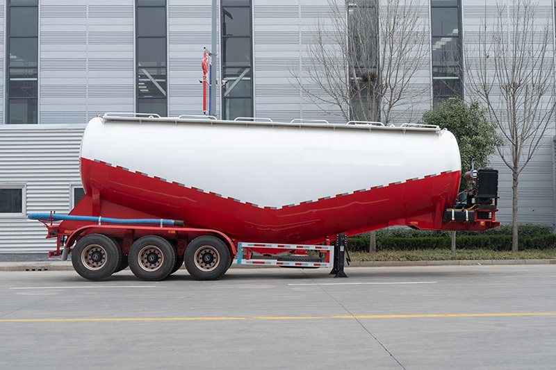 Vehicle Master powder material transport bulker silo carrier bulk cement tank semi truck trailer for sale